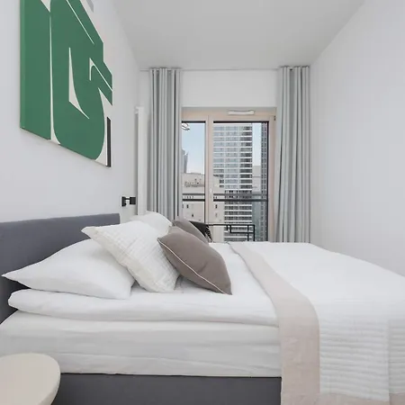 Appartement Lux Skyline Mennica With Parking And Ac By Renters Prestige