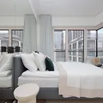 Lux Skyline Mennica With Parking And Ac By Renters Prestige アパート ワルシャワ