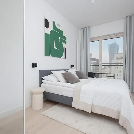 Lux Skyline Mennica With Parking And Ac By Renters Prestige *