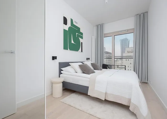 Lux Skyline Mennica With Parking And Ac By Renters Prestige *