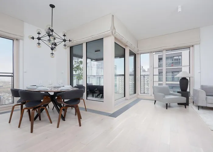 Lux Skyline Mennica With Parking And Ac By Renters Prestige *