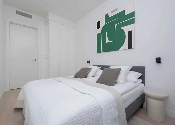 公寓 Lux Skyline Mennica With Parking And Ac By Renters Prestige *