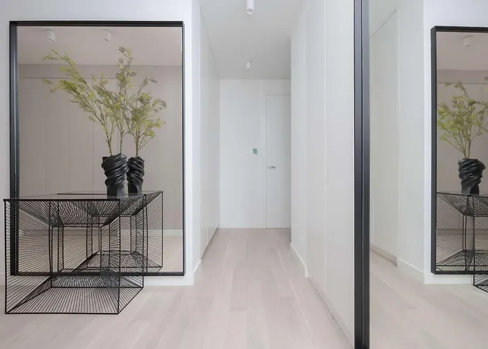 Lux Skyline Mennica With Parking And Ac By Renters Prestige *