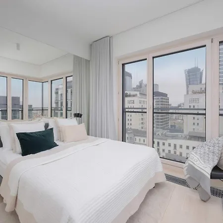 Lux Skyline Mennica With Parking And Ac By Renters Prestige Apartment