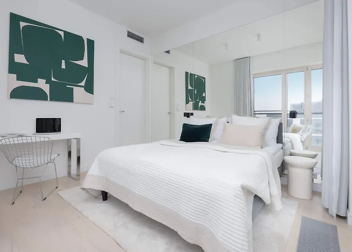 Lux Skyline Mennica With Parking And Ac By Renters Prestige